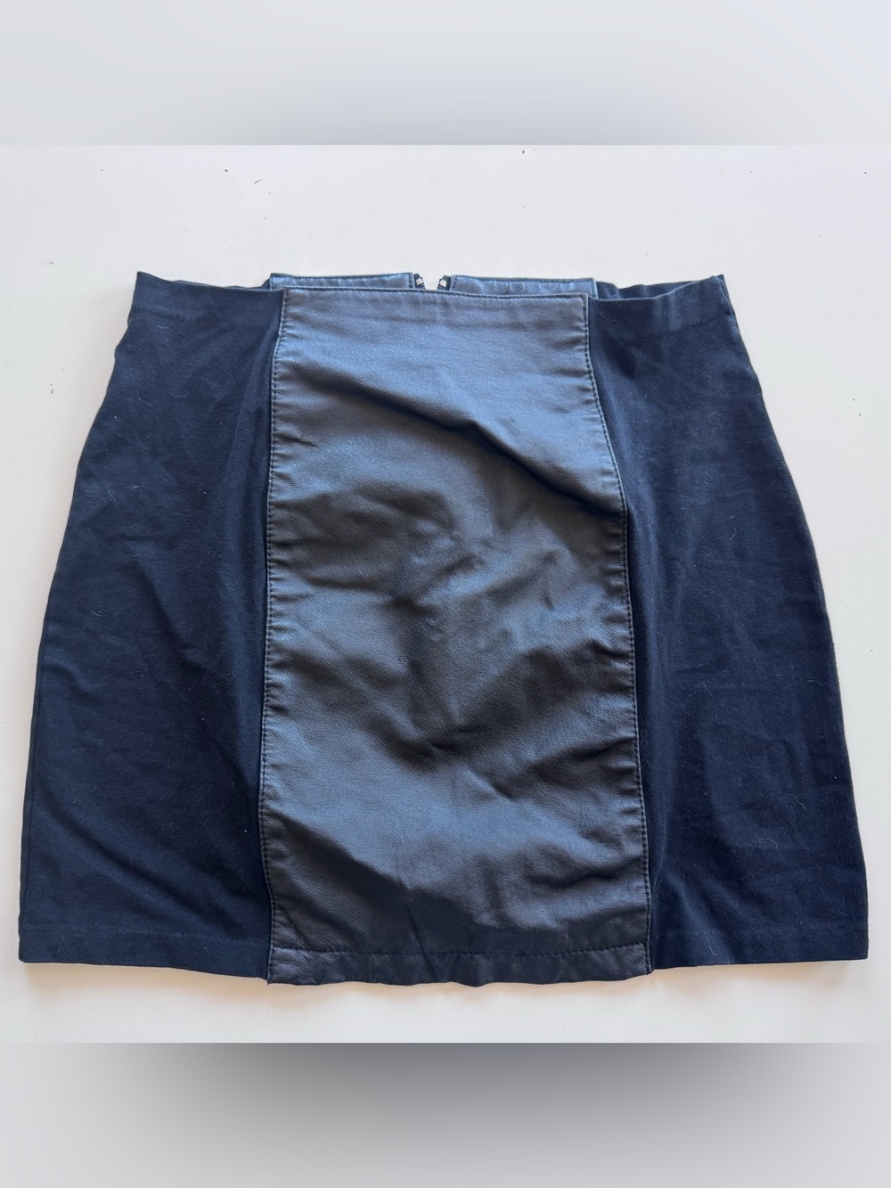 Vintage 90s Y2K Wilson’s Leather Mini Skirt Size L